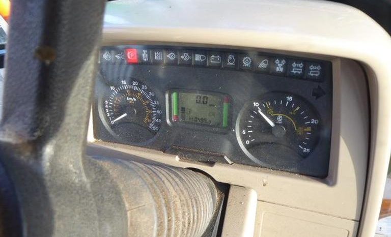 2005 JOHN DEERE 6220 SE LOADER TRACTOR WITH 631 LOADER full