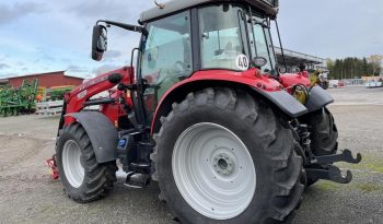Massey Ferguson 5713 S Dyna-6 full