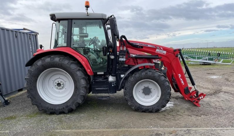 Massey Ferguson 5713 S Dyna-6 full
